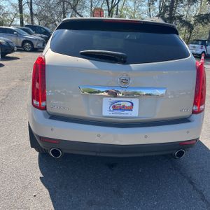 CADILLAC SRX LUXURY COLLECTION - 7