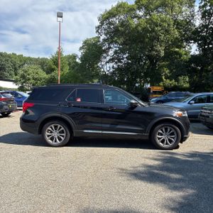 2023 FORD EXPLORER XLT — фото 10