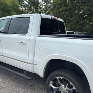 2020 RAM 1500 LIMITED 照片 4