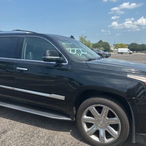 2019 Cadillac ESCALADE LUXURY 缩略图 13