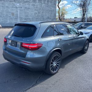 MERCEDES-BENZ GLC AMG - 8