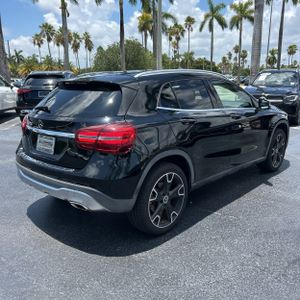 صورة 8 لـ 2019 Mercedes-BENZ GLA