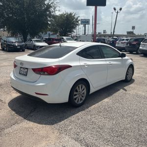 2014 Hyundai ELANTRA SE 照片 8