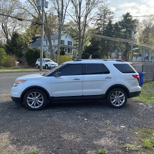 FORD EXPLORER XLT - 3