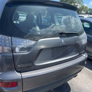 2010 Mitsubishi OUTLANDER ES thumbnail 58