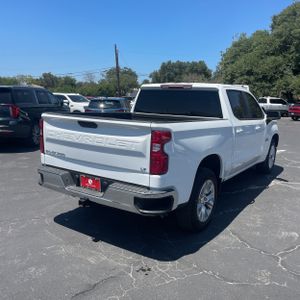 صورة 8 لـ 2021 Chevrolet SILVERADO 1500 LT