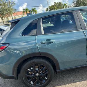 2024 Honda HR-V SPORT photo 9