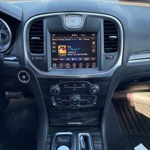 صورة مصغرة 37 لـ 2017 Chrysler 300 LIMITED