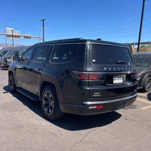 JEEP WAGONEER SERIES III - 4
