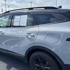 KIA SPORTAGE X-PRO - 6