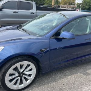 صورة 2 لـ 2022 Tesla MODEL 3 BASE