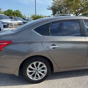 2016 Nissan SENTRA SV photo 9