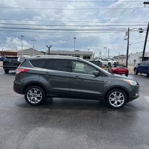 FORD ESCAPE TITANIUM - 10