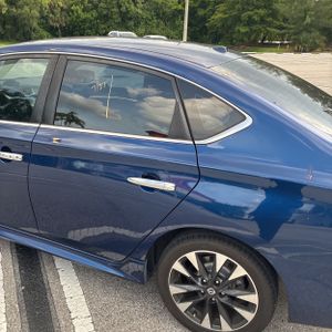 2019 Nissan SENTRA SR — фото 6