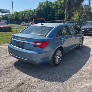 2011 Chrysler 200 LIMITED 照片 8