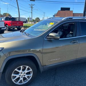 صورة 2 لـ 2015 JEEP CHEROKEE LATITUDE