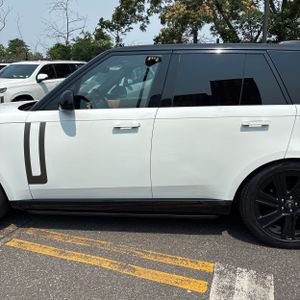 صورة 3 لـ 2023 LAND Rover RANGE ROVER P400 SE