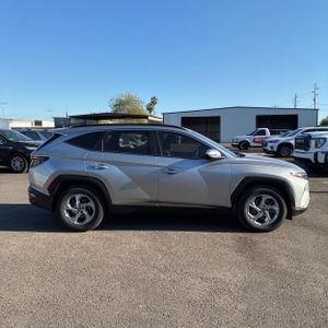 HYUNDAI TUCSON SEL - 10