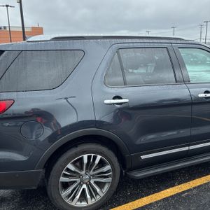 FORD EXPLORER PLATINUM - 9