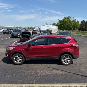 FORD ESCAPE SE - 3