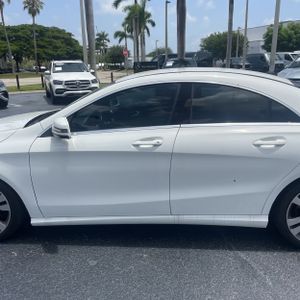 صورة 4 لـ 2019 Mercedes-BENZ CLA