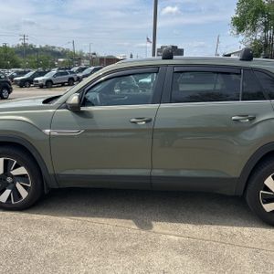 VOLKSWAGEN ATLAS CROSS SPORT SE 4MOTION - 4