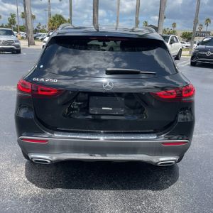2022 Mercedes-BENZ GLA 照片 7