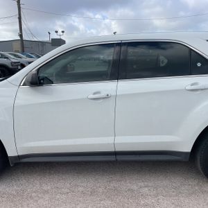 CHEVROLET EQUINOX LS - 4