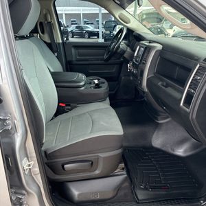 صورة 32 لـ 2022 RAM 1500 CLASSIC TRADESMAN