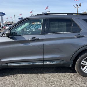 FORD EXPLORER XLT - 4