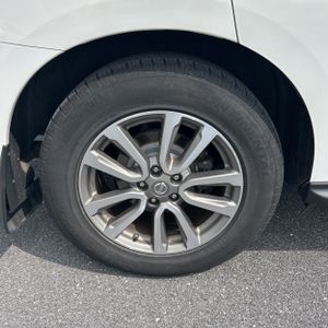 صورة 19 لـ 2014 Nissan PATHFINDER SL