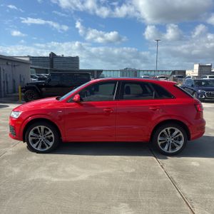 AUDI Q3 2.0T PREMIUM - 3