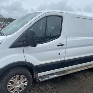 FORD TRANSIT 250 - 2