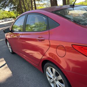 HYUNDAI ACCENT GLS - 6