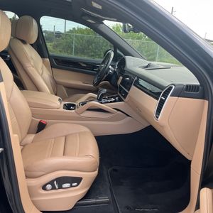 2019 Porsche CAYENNE BASE 缩略图 33