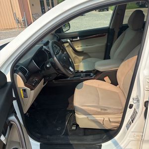 صورة مصغرة 31 لـ 2015 KIA SORENTO LX
