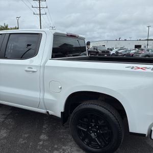 صورة 6 لـ 2024 Chevrolet SILVERADO 1500 RST