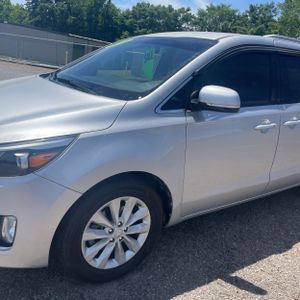KIA SEDONA EX - 2