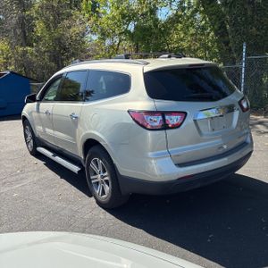 CHEVROLET TRAVERSE LT - 5