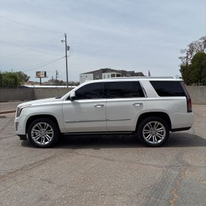 CADILLAC ESCALADE PREMIUM LUXURY - 3