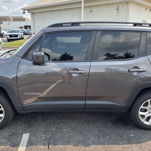 2017 JEEP RENEGADE LATITUDE 照片 4