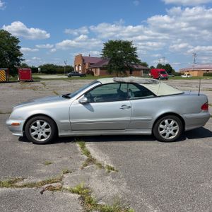 2002 Mercedes-BENZ CLK 照片 3