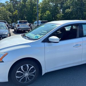 2014 Nissan SENTRA S 照片 2