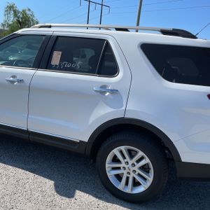 FORD EXPLORER XLT - 6