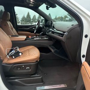 صورة 32 لـ 2022 Cadillac ESCALADE ESV SPORT
