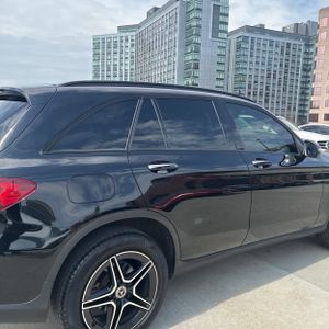 MERCEDES-BENZ GLC - 9