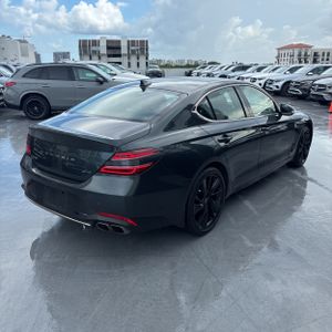 2023 Genesis G70 2.0T — фото 8