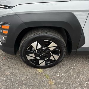 صورة 17 لـ 2024 Hyundai KONA SEL