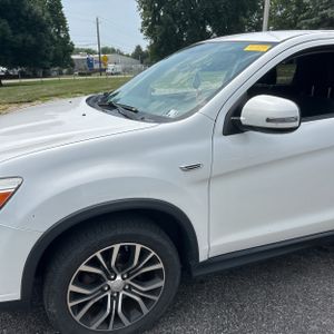 2016 Mitsubishi OUTLANDER SPORT ES — фото 2