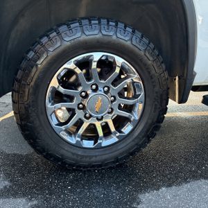 2024 Chevrolet SILVERADO 2500HD LTZ 缩略图 17